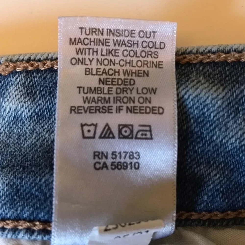 Maurice’s High Rise Light Wash Skinny Jeans Size Large - Picture 9 of 9